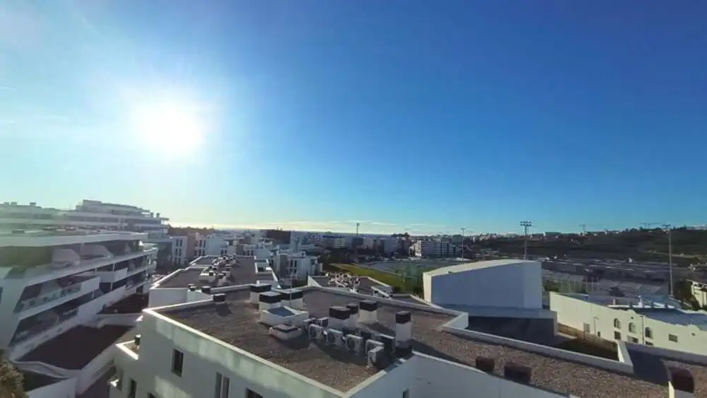 Vista exterior de Apartamento de alquiler en Estepona con Aire acondicionado, Calefacción y Terraza