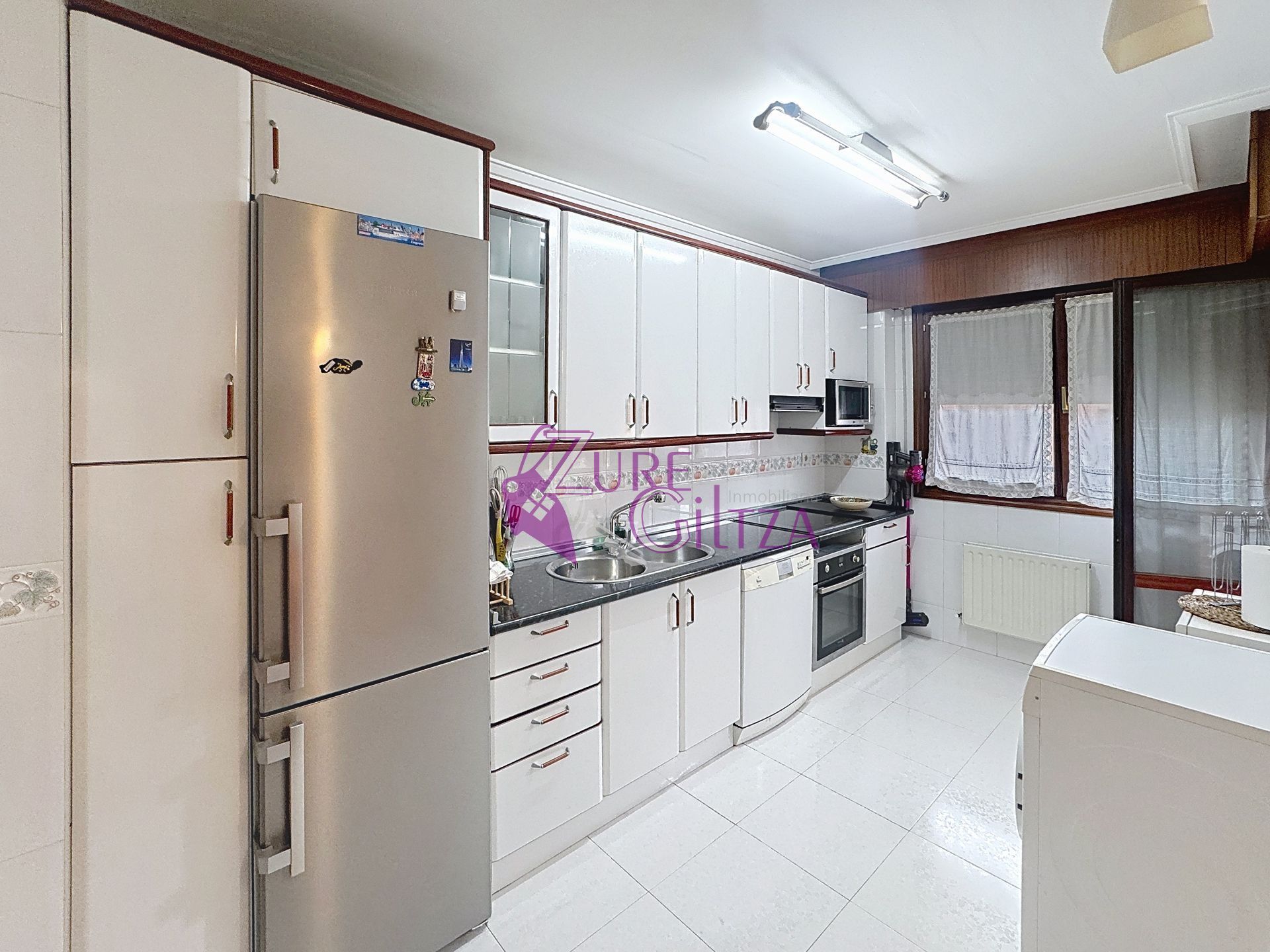 Kitchen of Flat for sale in Durango  with Heating, Terrace and Storage room