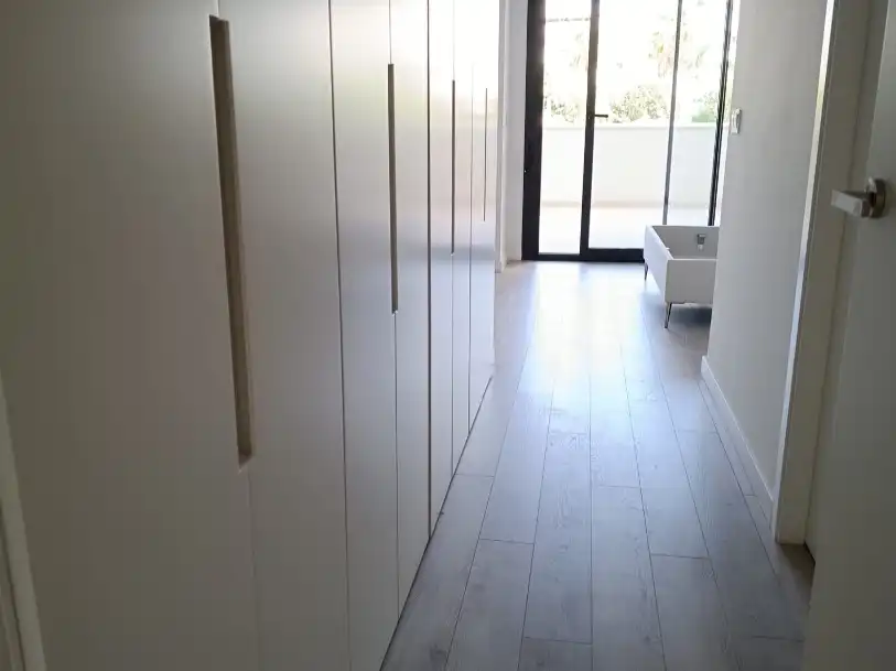 Erdgeschoss zur Miete in Torremolinos mit Klimaanlage, Terrasse und Balkon