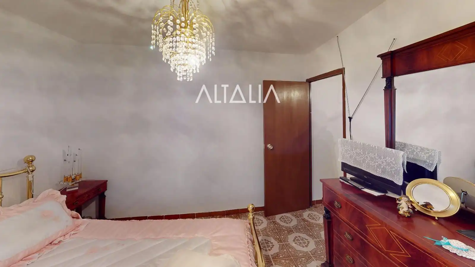 Houses for sale in Campos del Paraíso