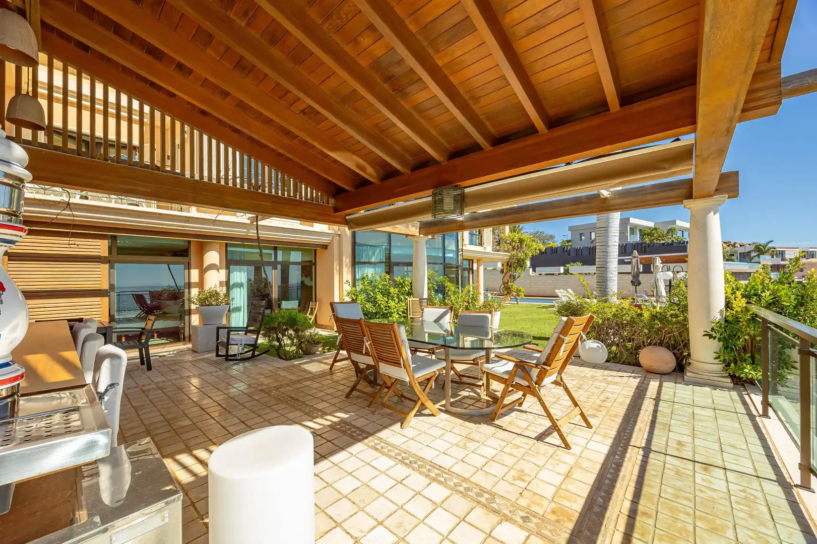 Terrassa de Casa o xalet en venda en San Bartolomé de Tirajana amb Aire condicionat, Jardí privat i Terrassa