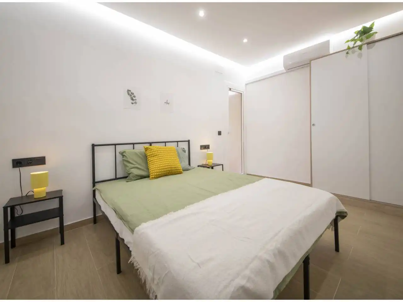 Schlafzimmer von Wohnung zum Verkauf in L'Hospitalet de Llobregat mit Klimaanlage, Parkett und Terrasse