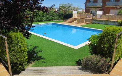 Swimming pool of Flat for sale in Cubelles  with Air Conditioner and Swimming Pool