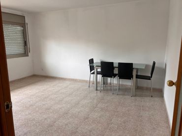 Flat with lift for sale in Centre