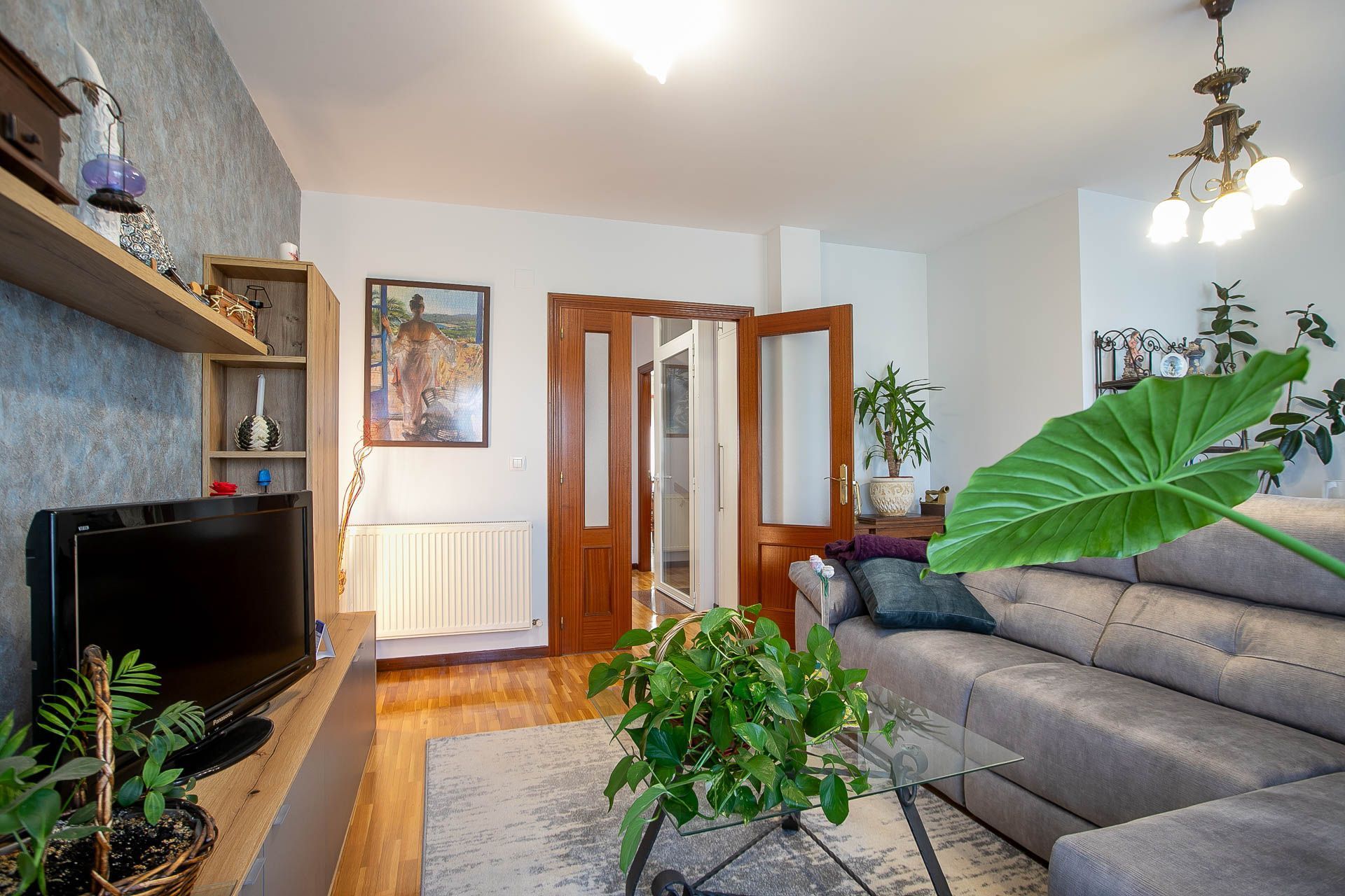 Living room of Single-family semi-detached for sale in Allo  with Heating, Private garden and Storage room