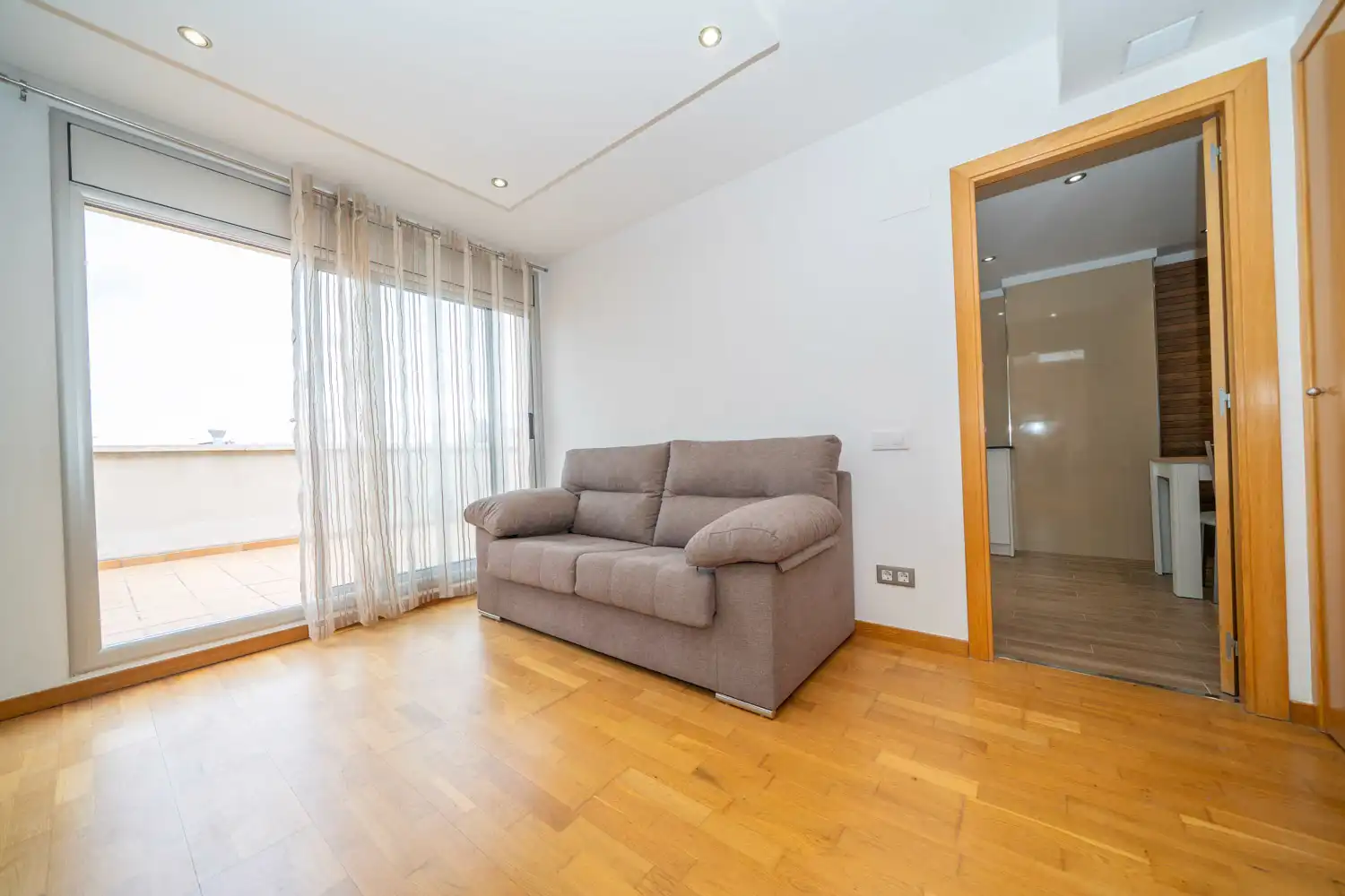 Sala d'estar de Àtic en venda en Figueres amb Aire condicionat, Calefacció i Terrassa