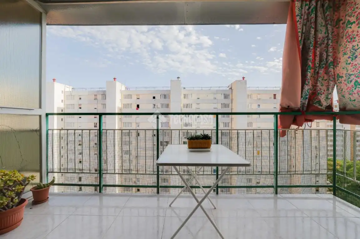 Terrassa de Pis en venda en L'Hospitalet de Llobregat amb Balcó