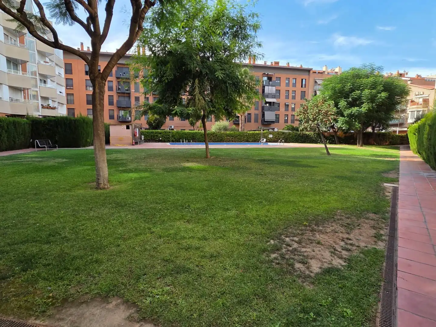 Vista exterior de Piso en venta en Molins de Rei con Aire acondicionado, Calefacción y Piscina