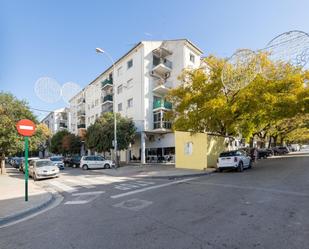 Vista exterior de Pis en venda en  Granada Capital amb Aire condicionat, Calefacció i Terrassa