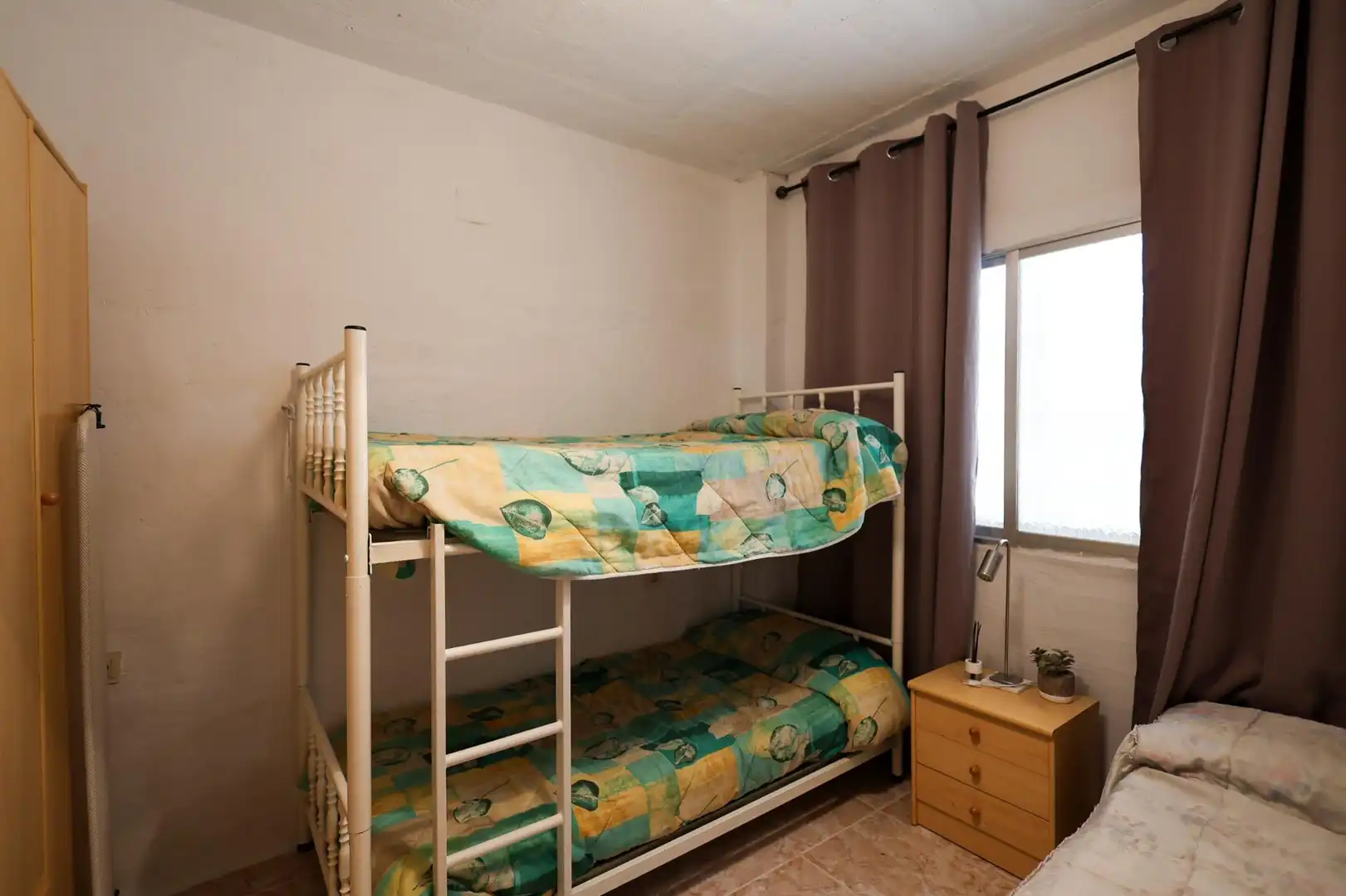 Dormitori de Casa o xalet en venda en Cogollos de la Vega amb Piscina