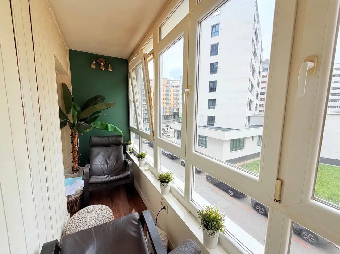 Terrasse von Wohnung zum Verkauf in Avilés mit Heizung, Terrasse und Möbliert
