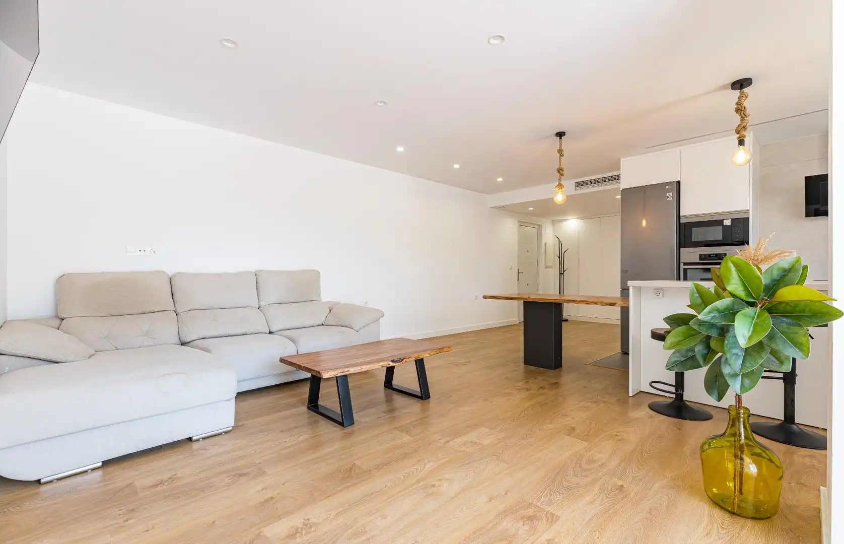 Sala de estar de Piso de alquiler en Murcia con Aire acondicionado y Terraza