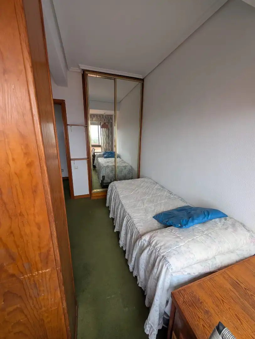 Habitación de Piso en venta en Santander con Calefacción, Terraza y Trastero