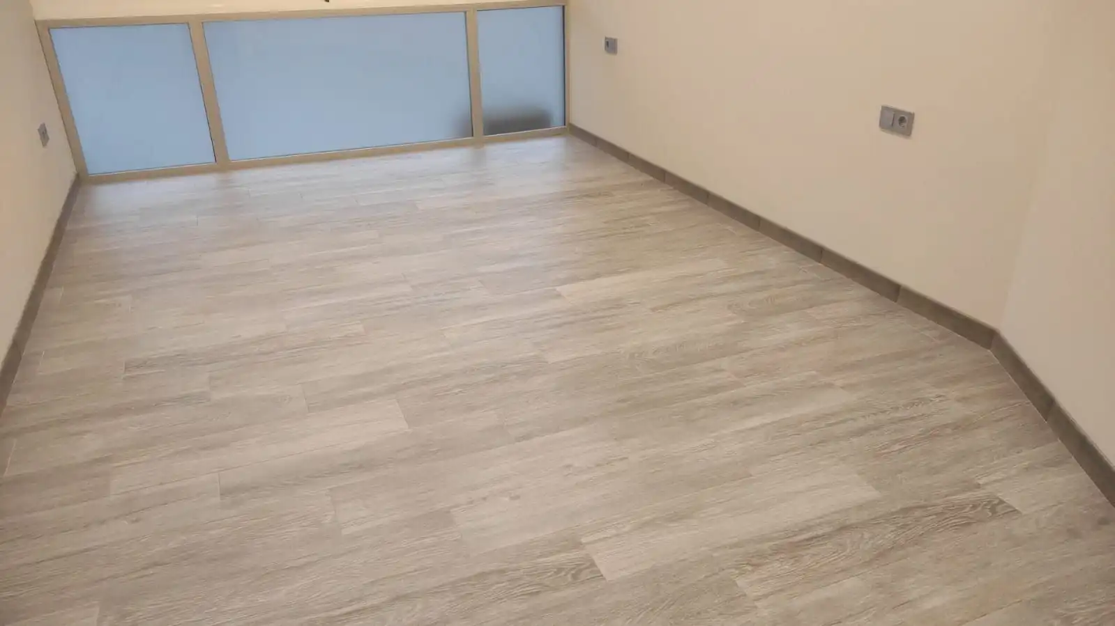 Flat for sale in Barcelona  with Air Conditioner and Heating