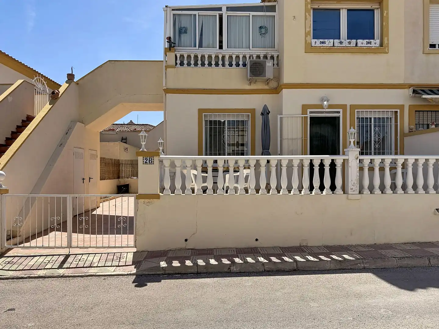Vista exterior de Planta baja en venta en Orihuela con Aire acondicionado, Trastero y Piscina comunitaria
