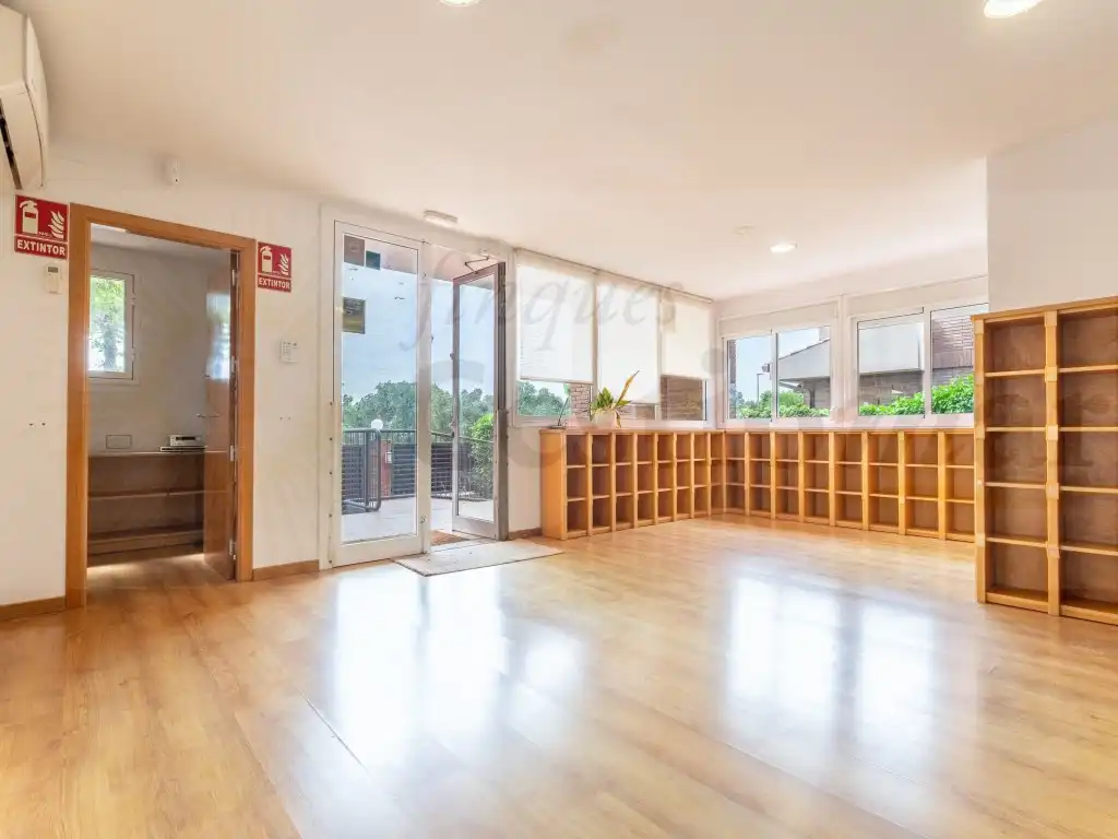 Commercial properties for sale in Cambrils