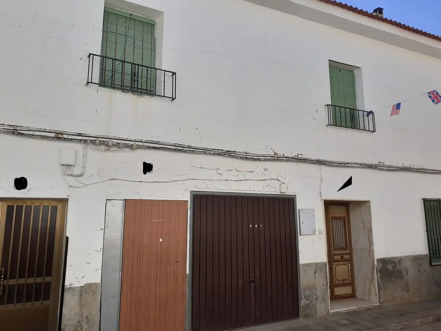 Vista exterior de Casa adosada en venta en Valenzuela de Calatrava