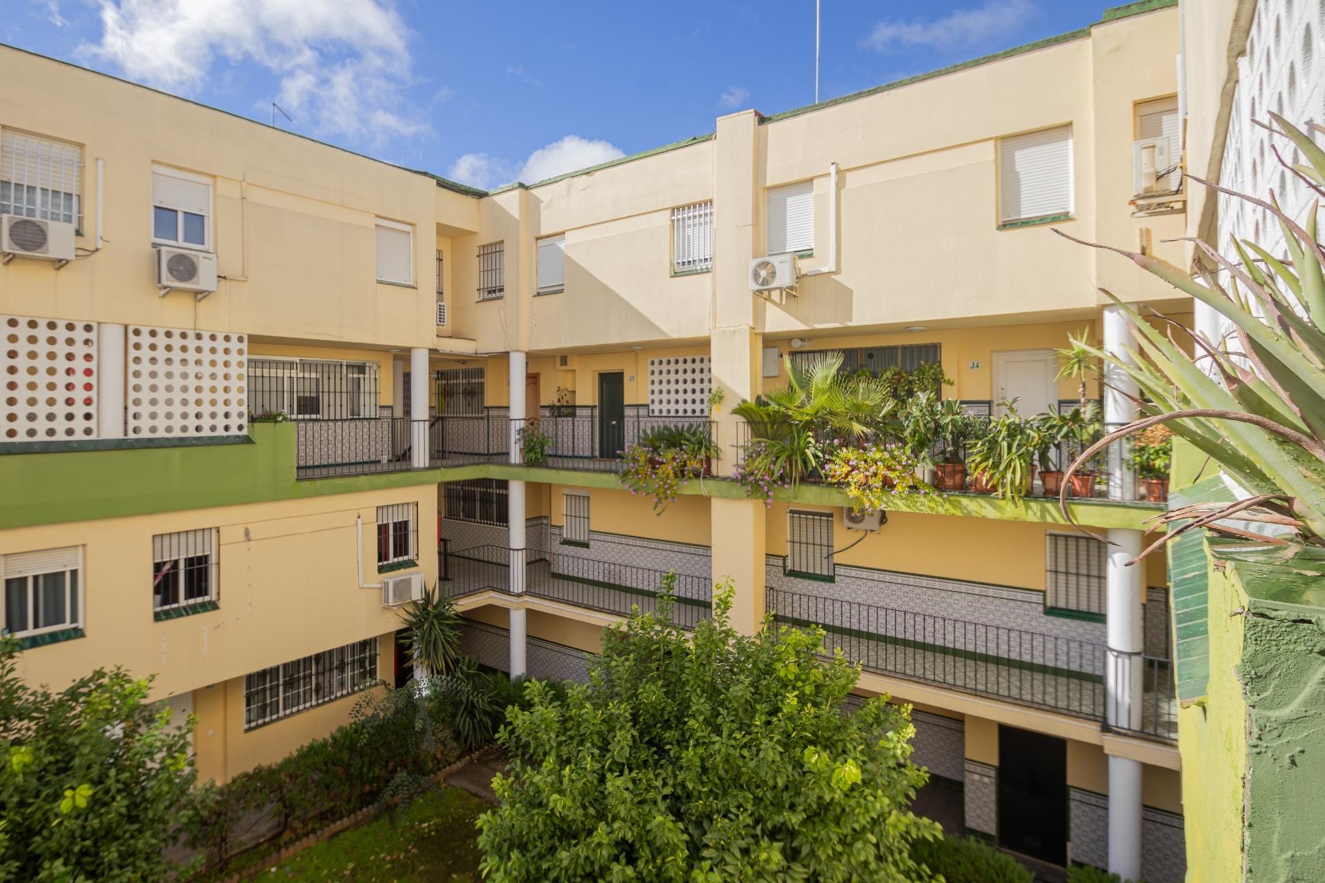 Dúplex en venta en Calle ESTRELLA POLAR, Pino Montano - Consolación , Norte