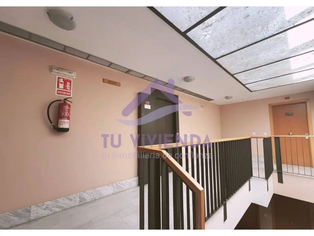 Piso en venta en Olmedo con Calefacción, Parquet y Terraza
