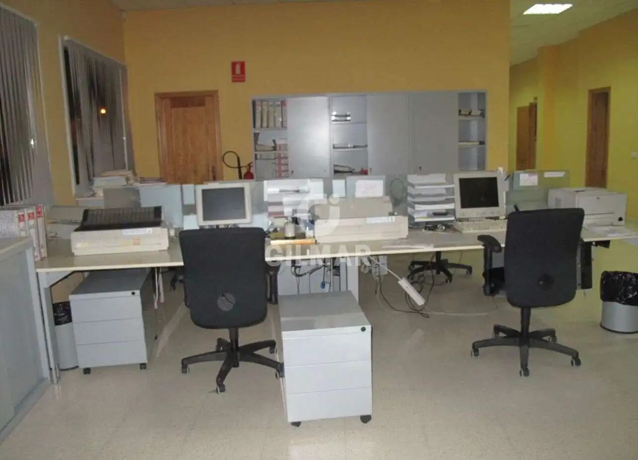 Gewerbefläche zum Verkauf in Estepona Pueblo, imagen 13