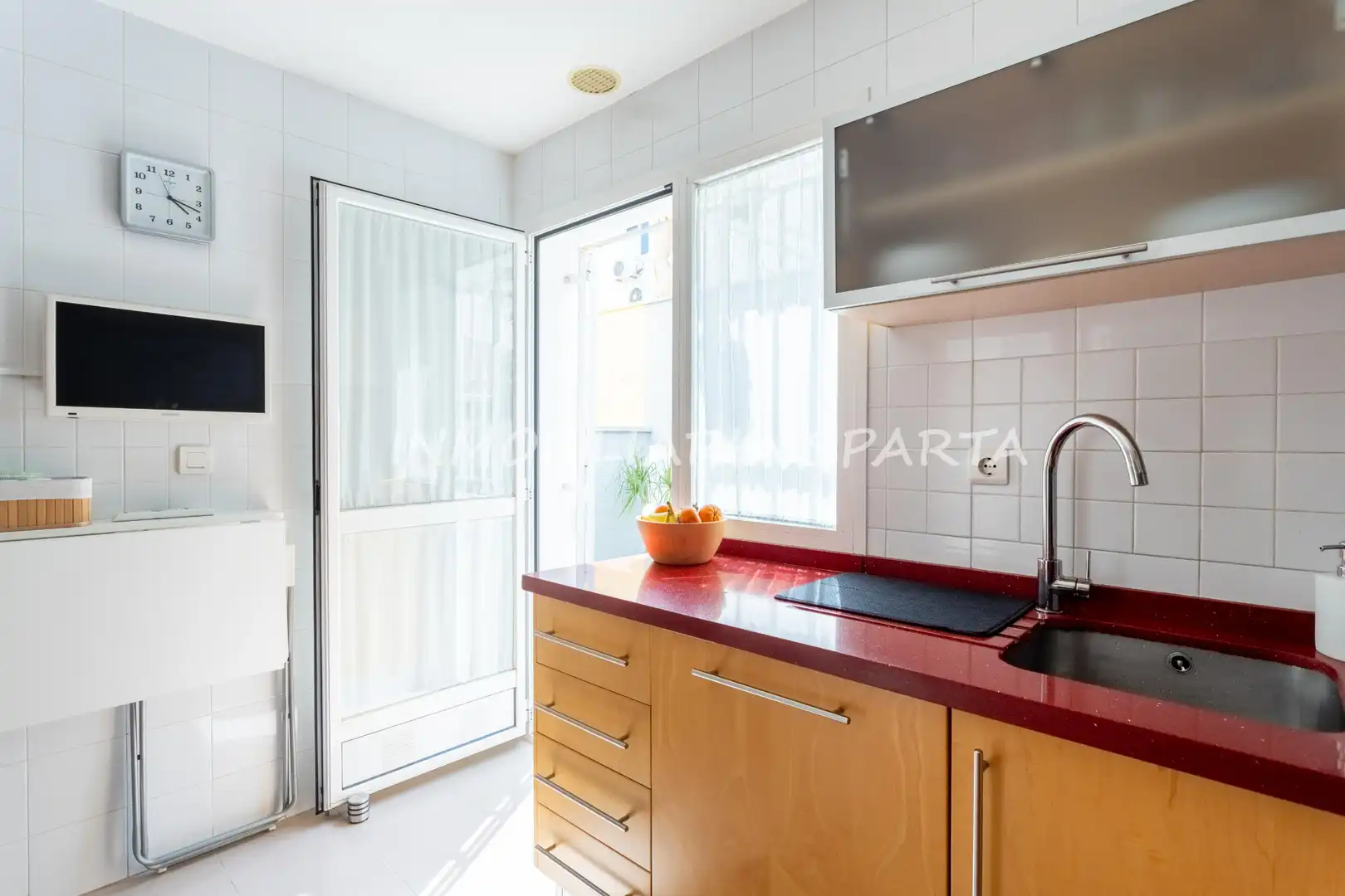 Kitchen of Detached homes for sale in Bollullos de la Mitación  with Air Conditioner, Terrace and Oven