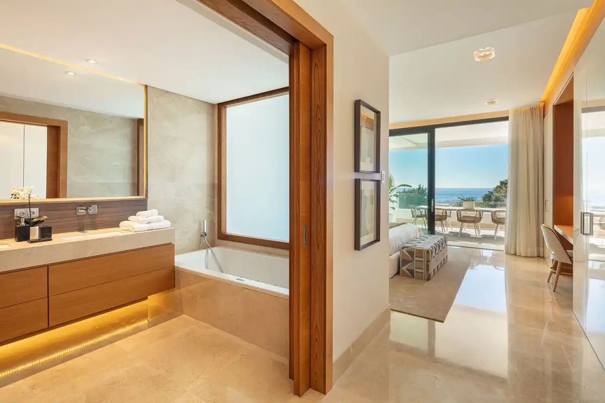 Bathroom of Duplexes for sale in Marbella  with Air Conditioner and Community pool