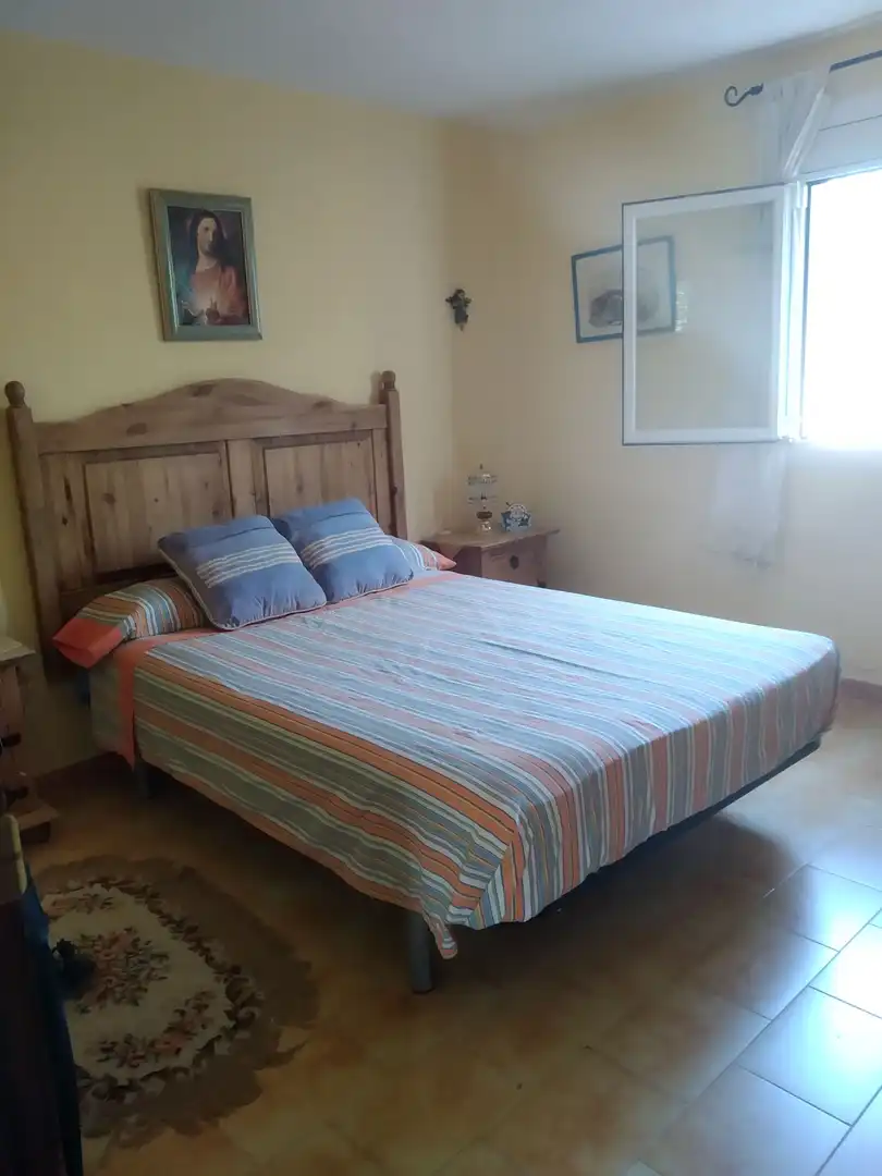 Dormitori de Casa o xalet en venda en Úbeda amb Aire condicionat, Terrassa i Traster