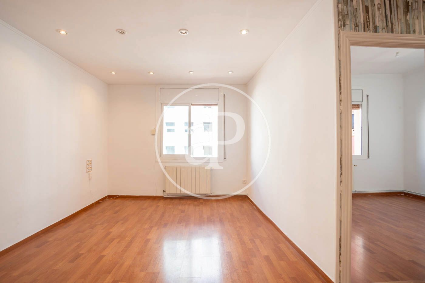 Flat for sale in  Barcelona Capital  with Heating and Balcony