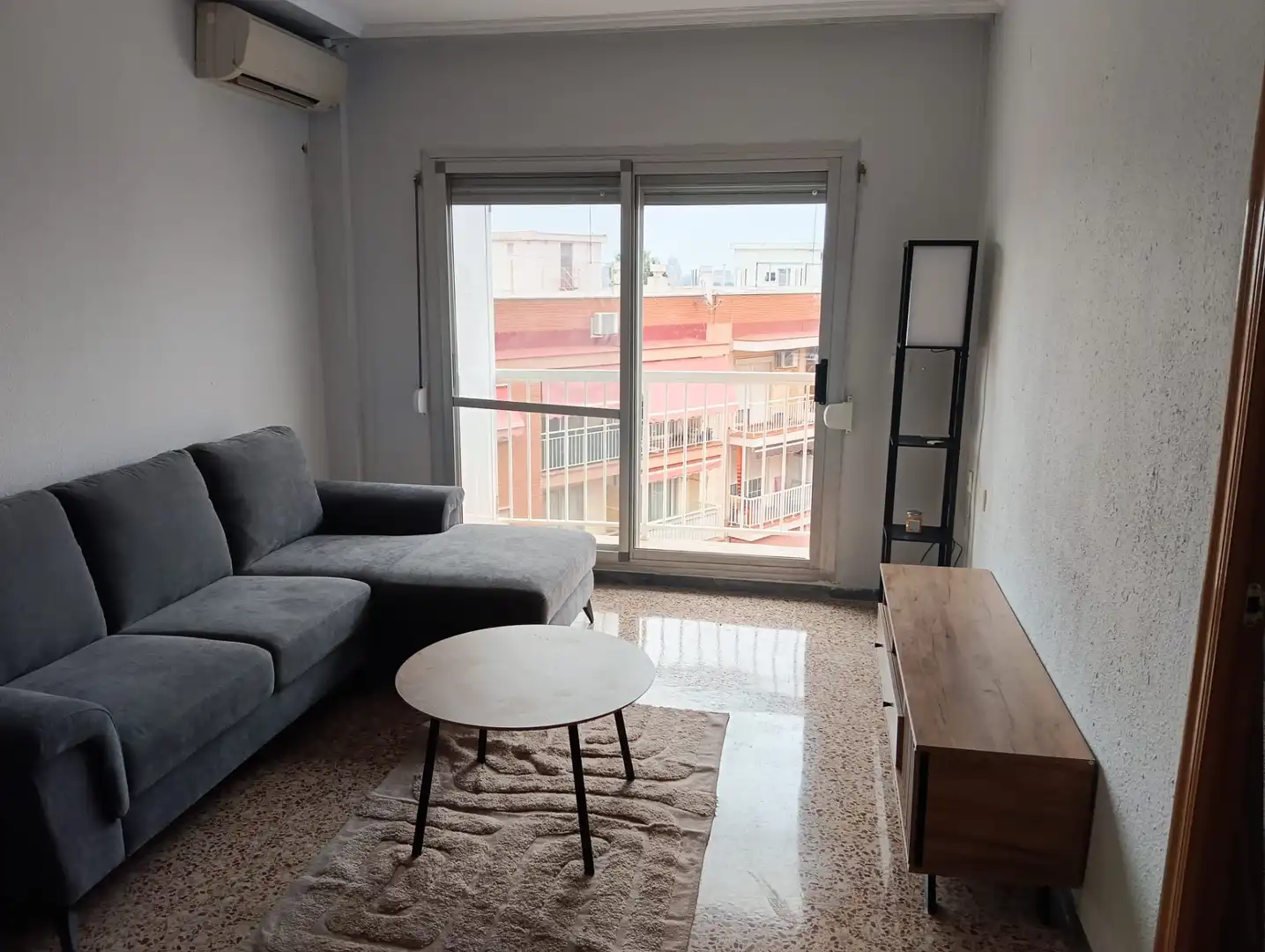 Wohnzimmer von Wohnung zur Miete in Quart de Poblet mit Klimaanlage, Möbliert und Ofen