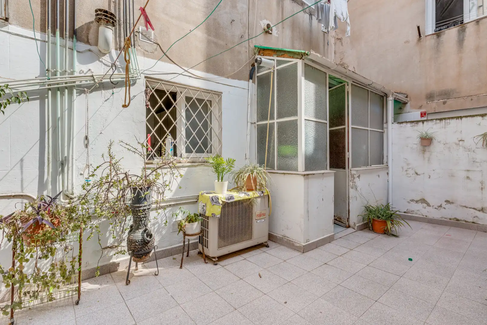 Terrasse von Erdgeschoss zum Verkauf in Barcelona mit Heizung und Terrasse