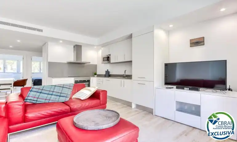 Sala d'estar de Apartament en venda en Roses