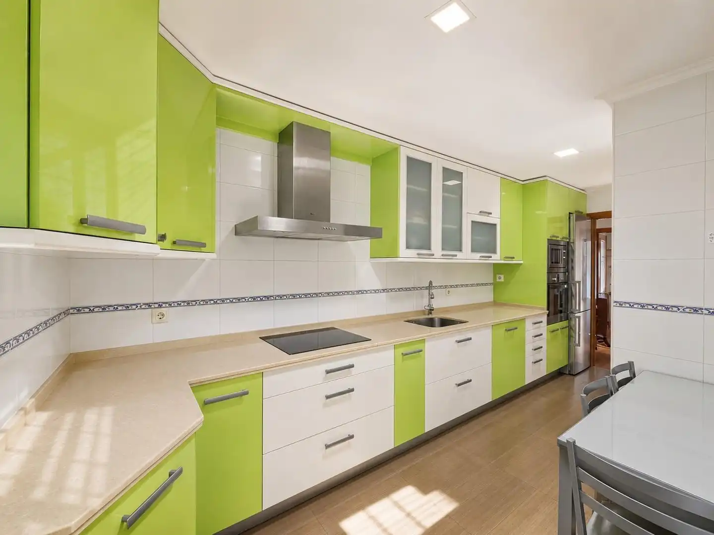 Cocina de Piso de alquiler en Plasencia con Aire acondicionado, Calefacción y Amueblado