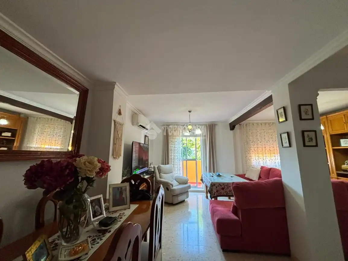 Sala de estar de Casa adosada en venta en Écija