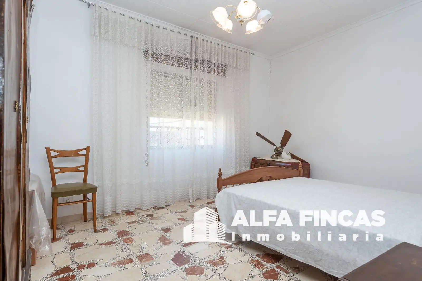 Habitación de Casa o chalet en venta en El Provencio   con Calefacción, Jardín privado y Trastero