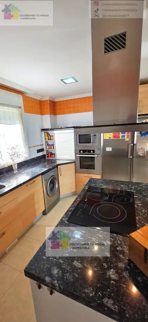 Kitchen of Houses for sale in Sariegos  with Air Conditioner, Heating and Private garden