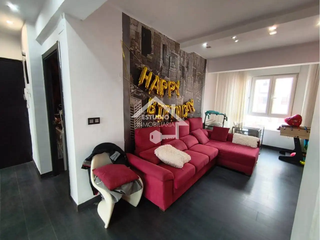 Sala de estar de Piso en venta en Fuenmayor con Calefacción, Terraza y Trastero