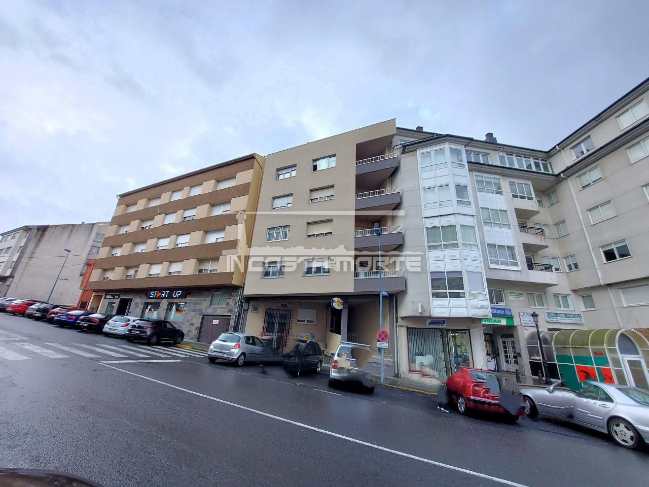 Vista exterior de Àtic en venda en Ponteceso