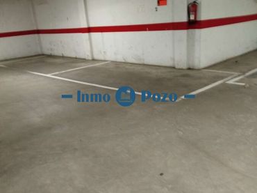Einzelparkplatz zum Verkauf in Almendralejo