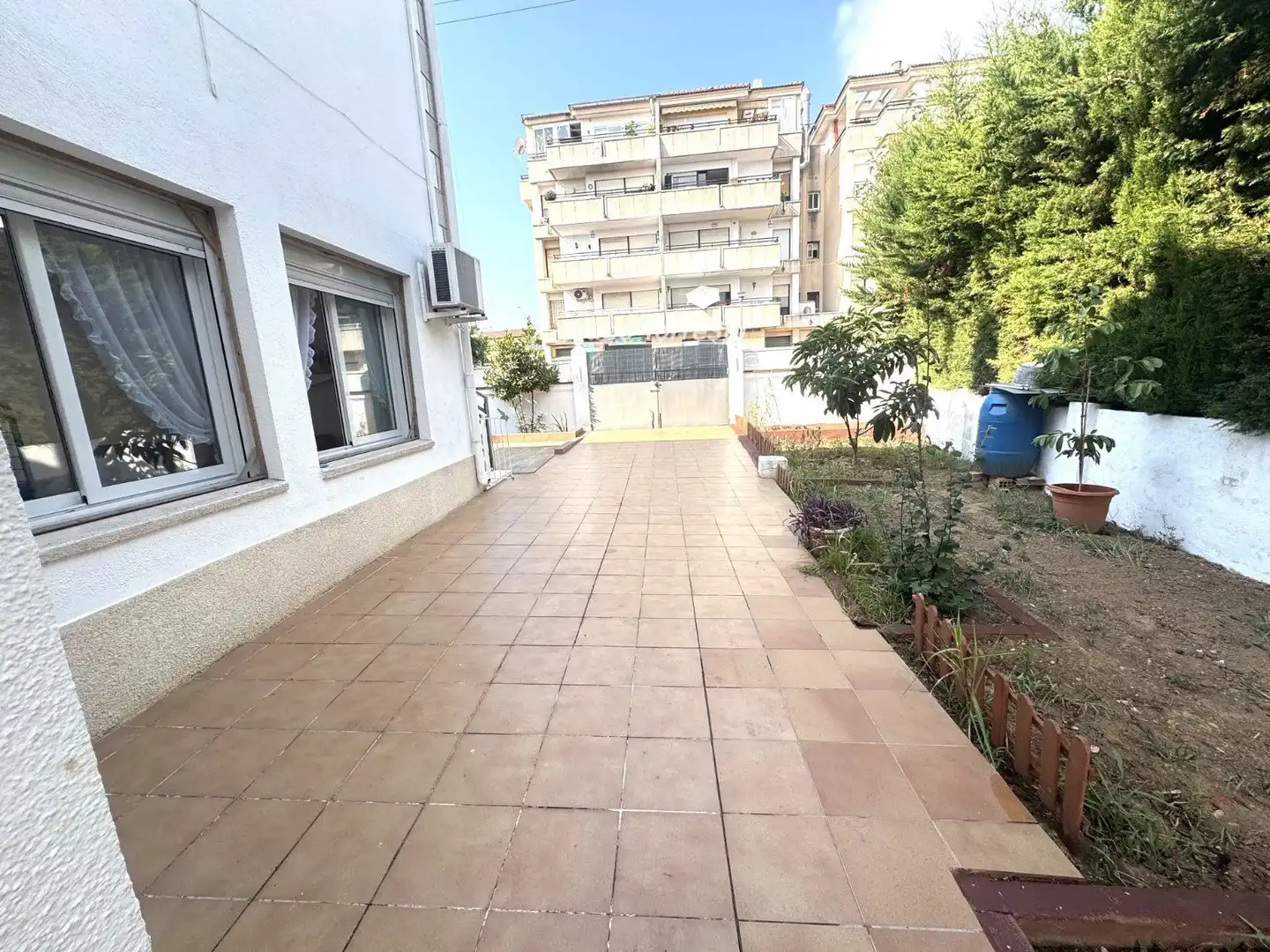 Vista exterior de Casa o xalet en venda en Creixell amb Aire condicionat, Calefacció i Jardí privat