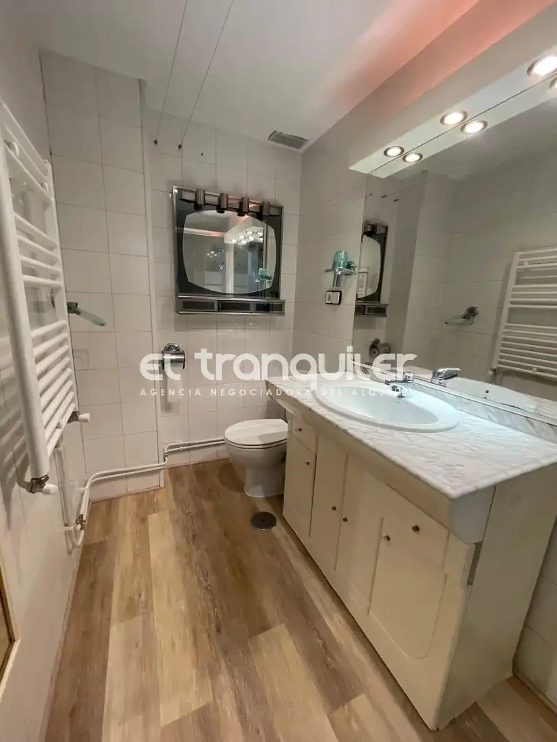 Kitchen of Flat for rent in Pinto  with Air Conditioner, Furnished and Washing machine