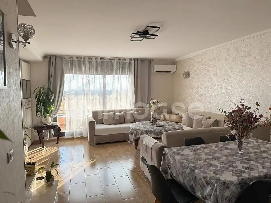 Maison mitoyenne avec terrasse à vendre à Artés