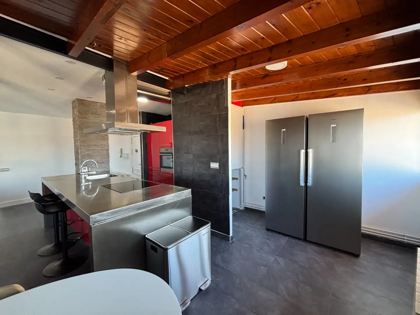 Cocina de Ático de alquiler en La Zubia con Aire acondicionado, Calefacción y Jardín privado