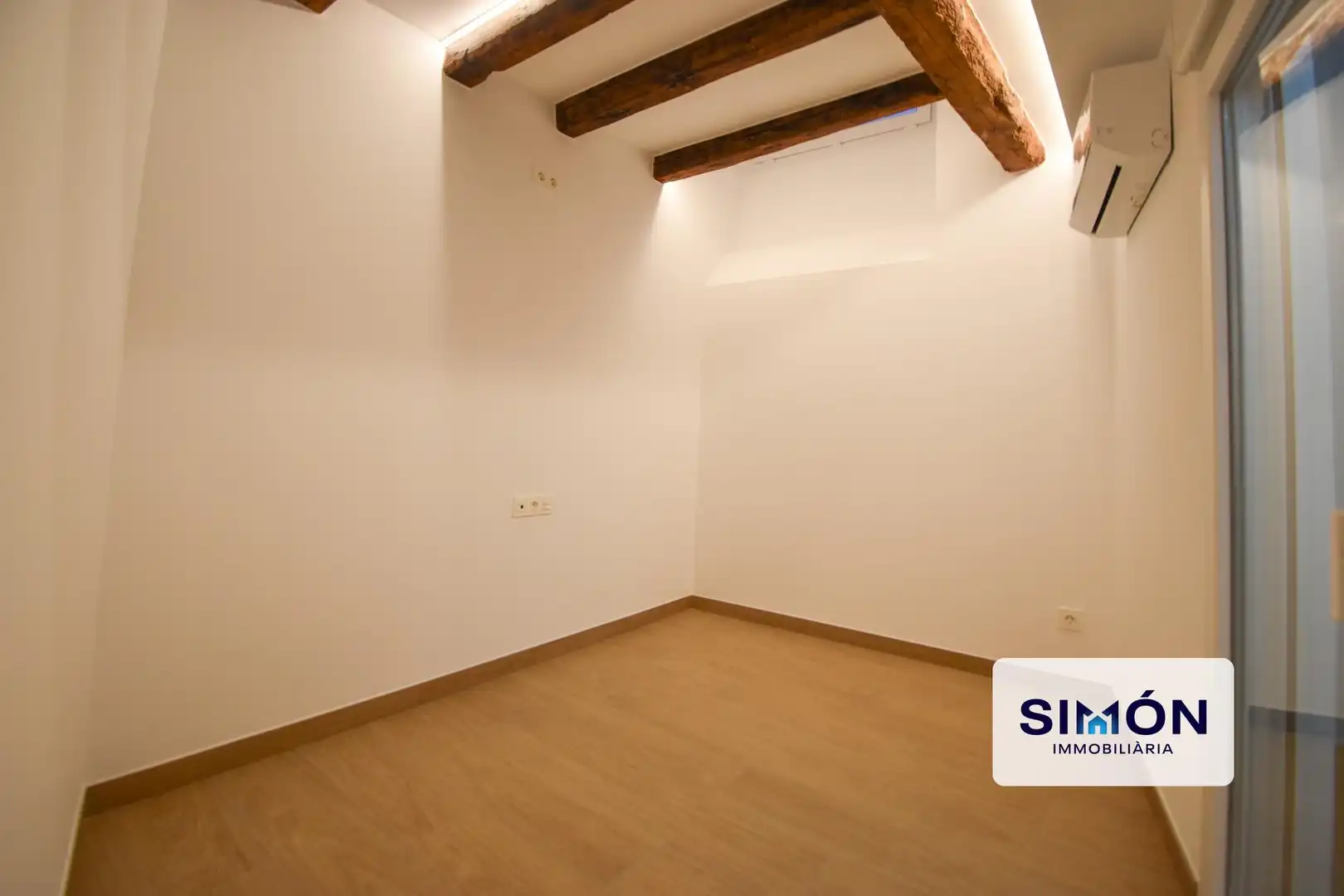 Wohnung zum Verkauf in Berga mit Heizung