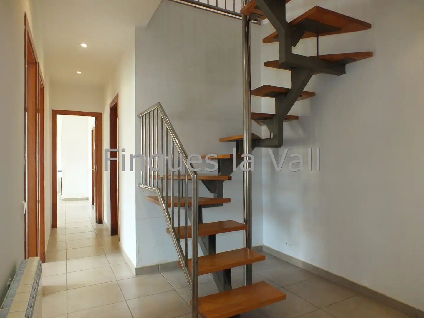Dúplex en venta en Santa Eugènia de Berga con Calefacción, Parquet y Terraza