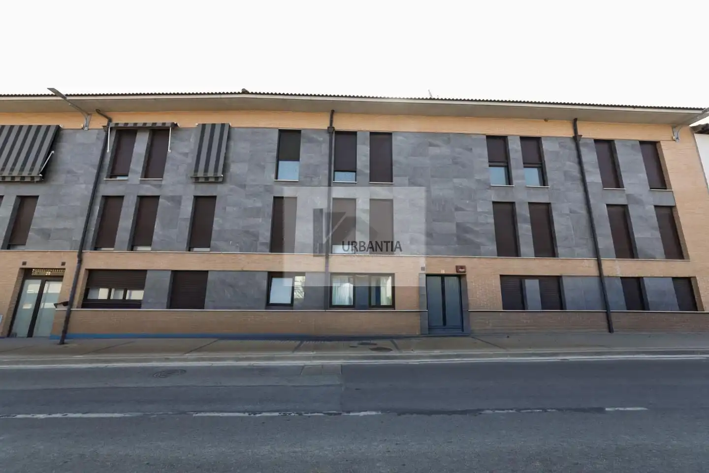 Vista exterior de Planta baja en venta en Larraga con Calefacción, Parquet y Terraza
