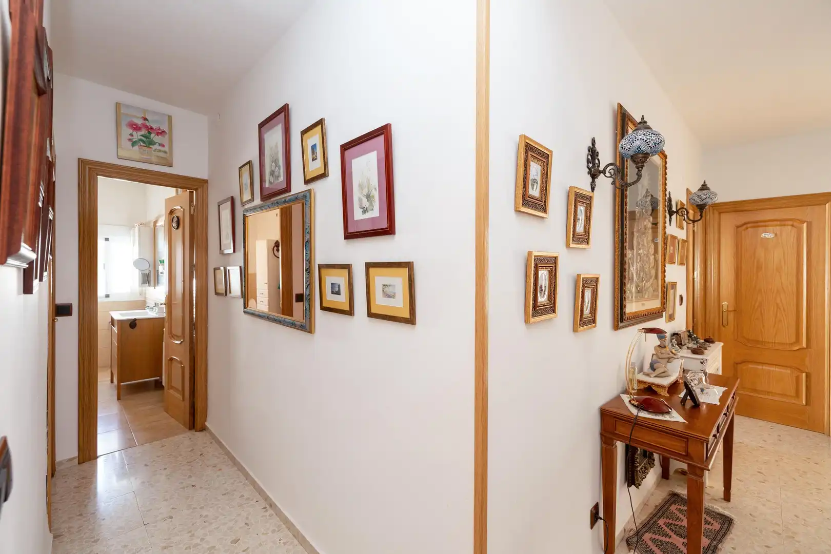 Einfamilien-Reihenhaus zum Verkauf in Benalúa de las Villas mit Balkon