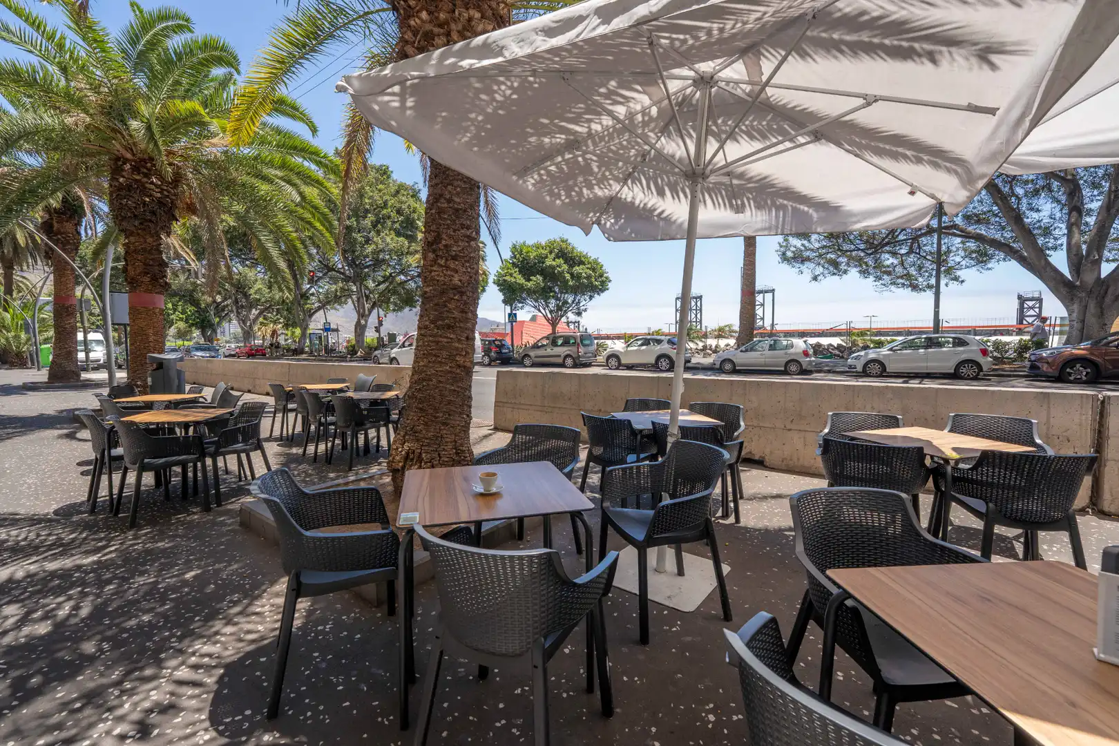 Terraza de Local en traspaso en Santa Cruz de Tenerife con Terraza y Amueblado