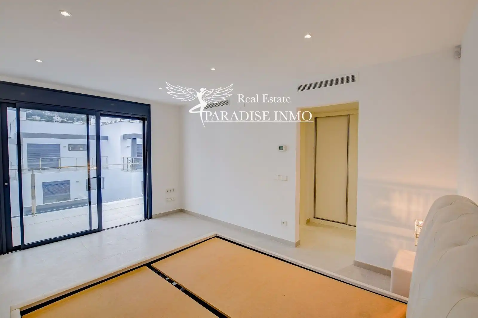 Habitación de Ático de alquiler en Santa Eulària des Riu con Aire acondicionado, Calefacción y Terraza