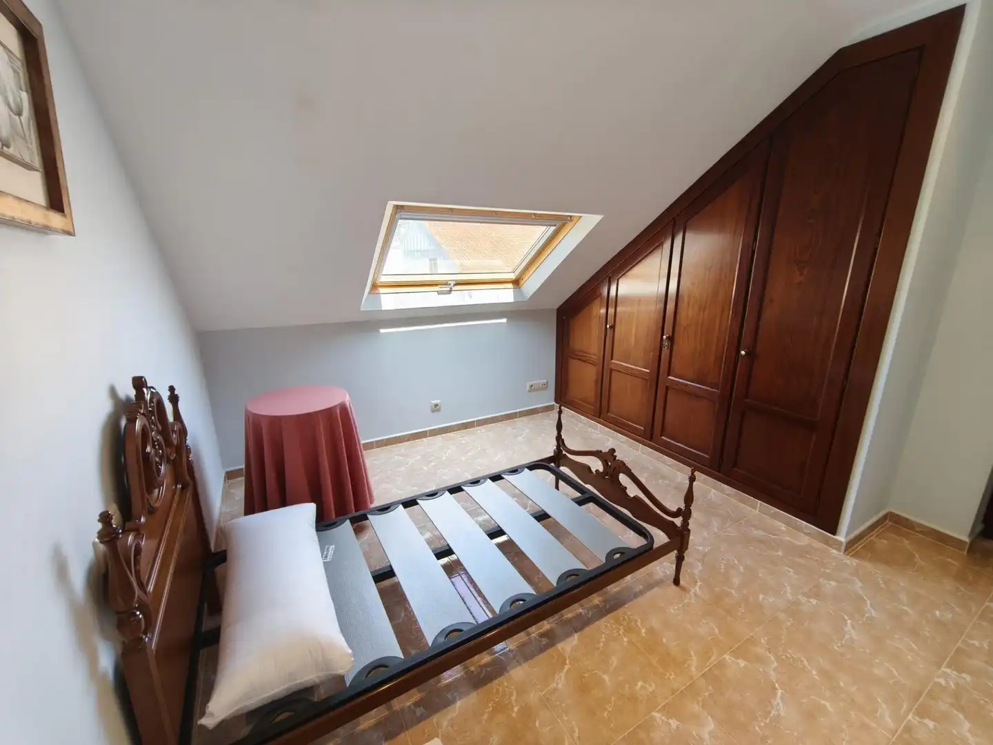 Habitación de Casa o chalet en venta en Ribeira con Calefacción