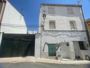 House for sale in Calle Mediodía